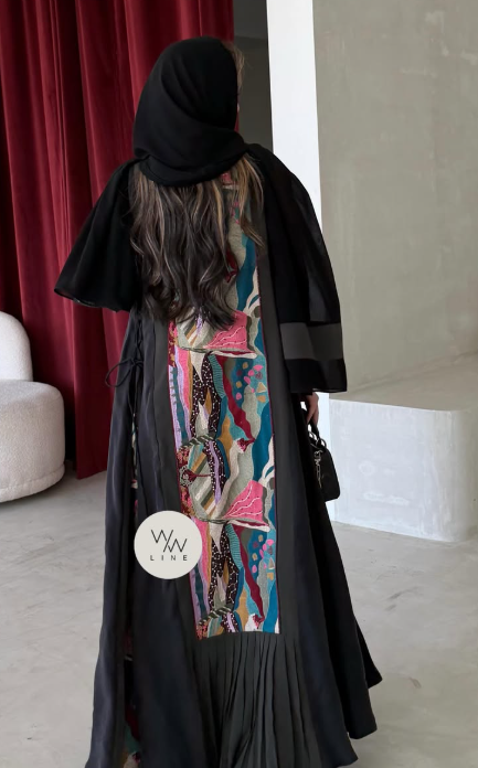 Chromatic Art Panel Abaya